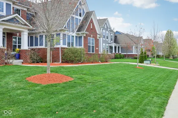 7501 Independence DR, Zionsville, IN 46077