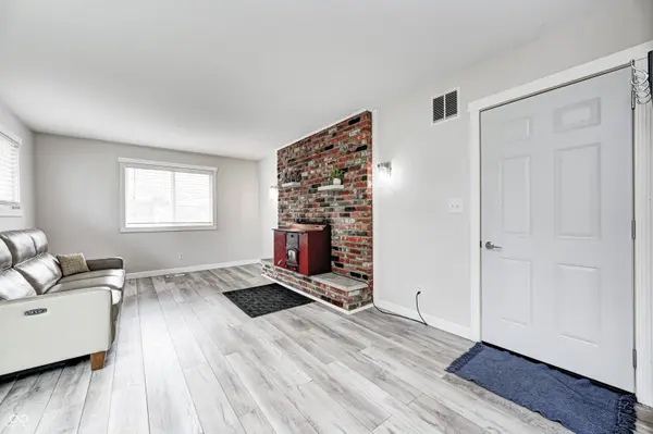 5541 S County Road 150 E, Clayton, IN 46118