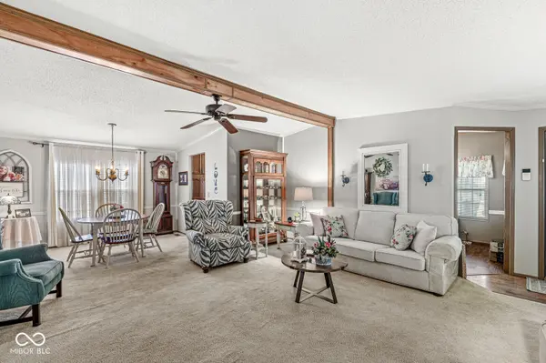3283 Westpointe DR, Franklin, IN 46131