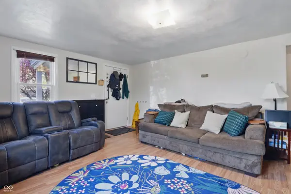 303 W 7th ST, Lapel, IN 46051
