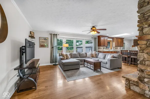 7135 Lantern RD, Indianapolis, IN 46256