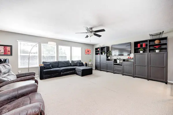 11121 Godfrey DR, Noblesville, IN 46060