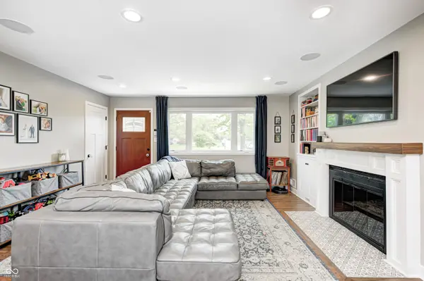 10805 Charlemagne DR, Indianapolis, IN 46259