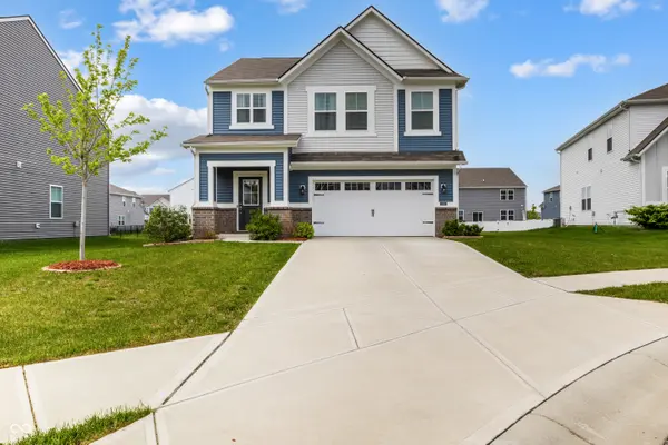1464 Buckland CT, Avon, IN 46123