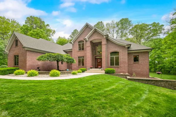 4128 Whitetail Woods DR, Bargersville, IN 46106