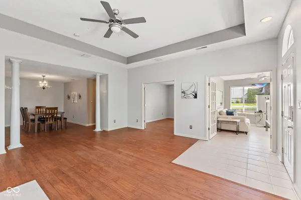 2726 Reflection WAY, Greenwood, IN 46143