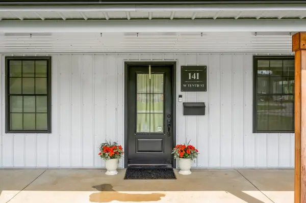 141 W 10th ST, Seymour, IN 47274