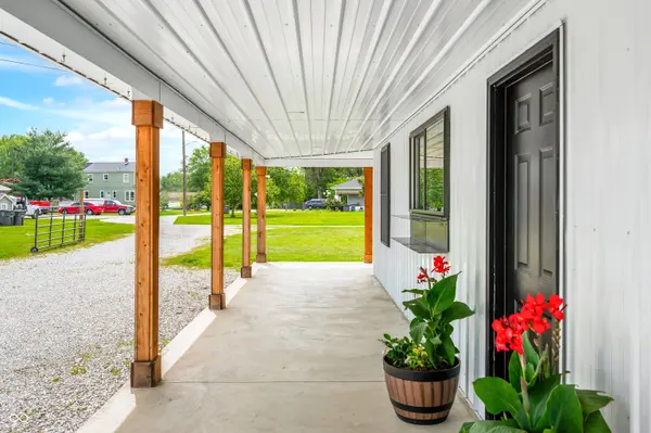 141 W 10th ST, Seymour, IN 47274