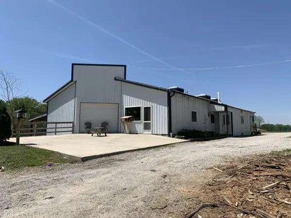 3345 W Strawberry RD, Montezuma, IN 47862