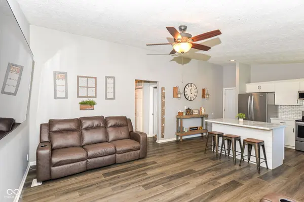 3608 Valley Lake DR, Indianapolis, IN 46227