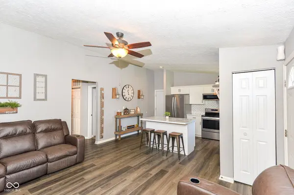3608 Valley Lake DR, Indianapolis, IN 46227