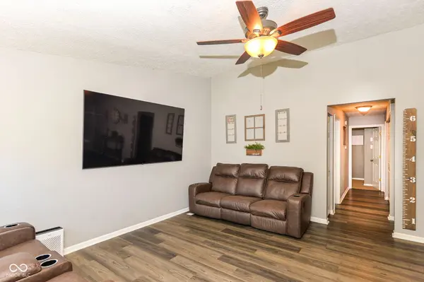 3608 Valley Lake DR, Indianapolis, IN 46227