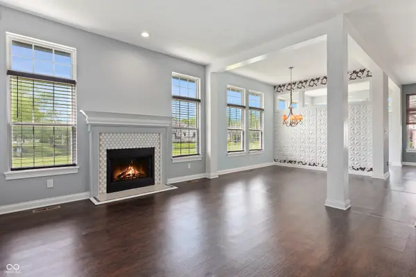 6897 Abercon TRL, Noblesville, IN 46062