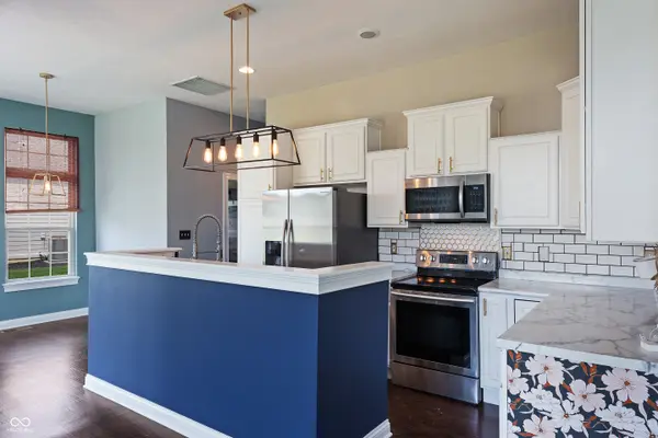 6897 Abercon TRL, Noblesville, IN 46062