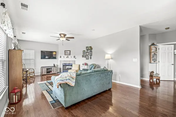 5619 Payne BLVD, Plainfield, IN 46168