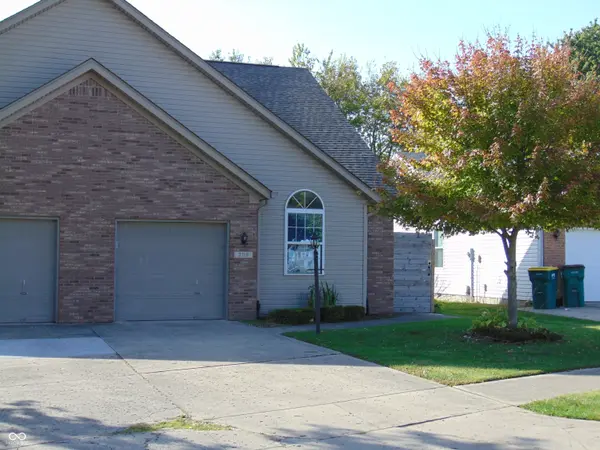 2116 Galaxy DR, Franklin, IN 46131
