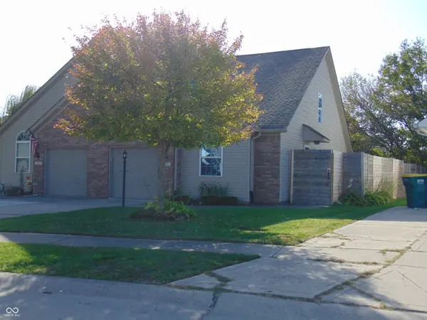 2116 Galaxy DR, Franklin, IN 46131