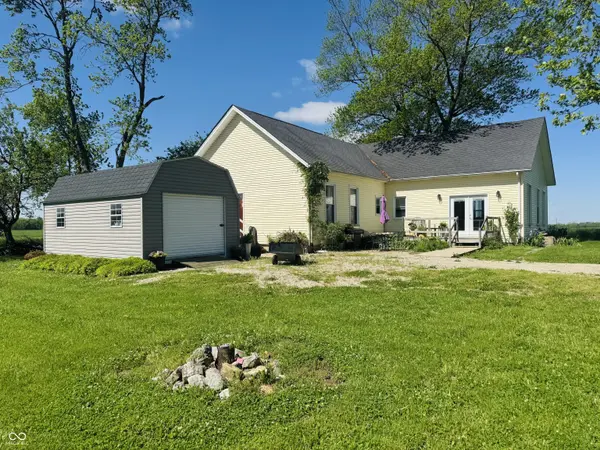 18755 E County Road 750 N, Hope, IN 47246