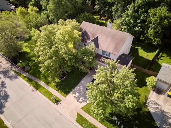 9705 Valley Springs BLVD, Fishers, IN 46037