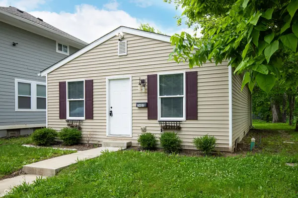 2402 Adams ST, Indianapolis, IN 46218