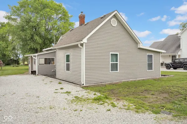 3324 W Water ST, Vallonia, IN 47281