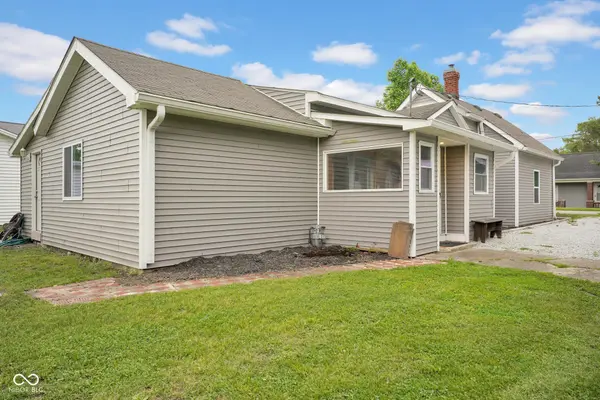 3324 W Water ST, Vallonia, IN 47281