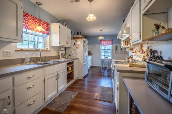 1052 Barley CIR, Carmel, IN 46032