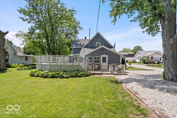 301 S Main ST, Whitestown, IN 46075