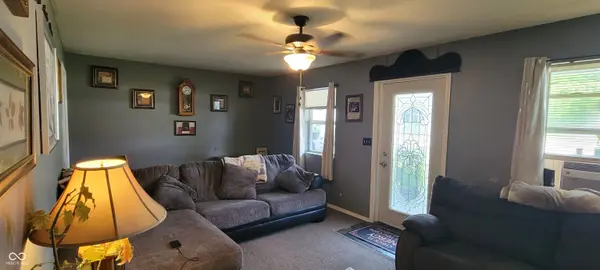 903 S Pleasant ST, Edinburgh, IN 46124