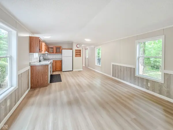 12861 E Shady Meadows, Solsberry, IN 47459