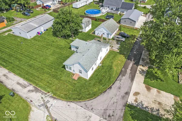 9290 Vine ST, Manilla, IN 46150
