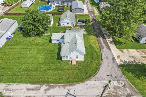 9290 Vine ST, Manilla, IN 46150