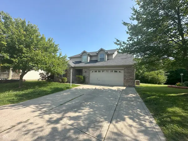 3350 Shore DR, Greenwood, IN 46143