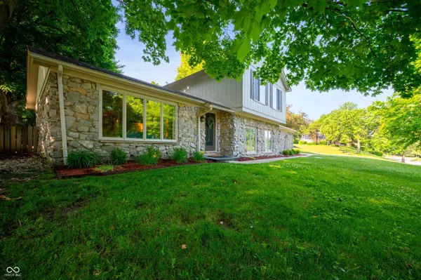 1031 Lancashire LN, Pendleton, IN 46064