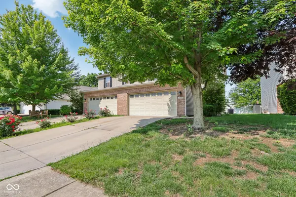 1138 Topp Creek DR, Indianapolis, IN 46214