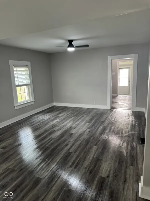 1006 Hurricane ST, Franklin, IN 46131
