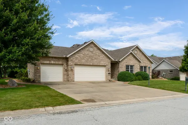 2205 Foxfire LN, Kokomo, IN 46902
