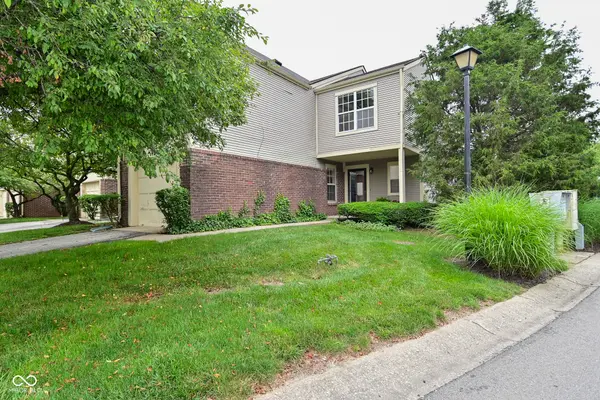 9477 Aberdare DR N, Indianapolis, IN 46250