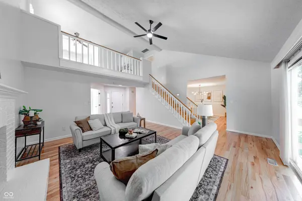 8178 Foxchase CIR, Indianapolis, IN 46256