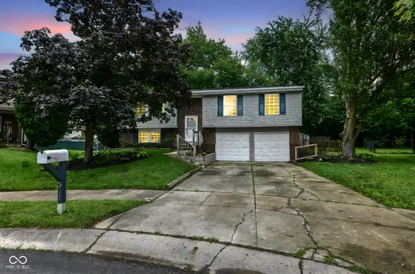 317 Heritage CT, Fishers, IN 46038