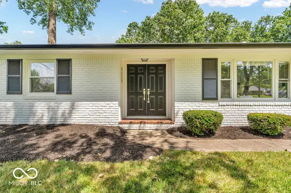 9639 Maple DR, Carmel, IN 46280