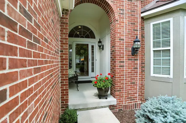 6570 Freemont LN, Carmel, IN 46033