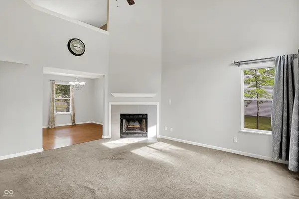 5225 Thompson Park, Indianapolis, IN 46237