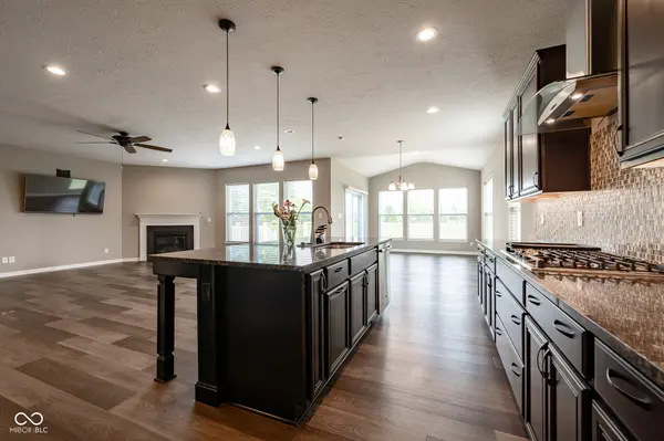 10810 Mystic View CT, Indianapolis, IN 46239