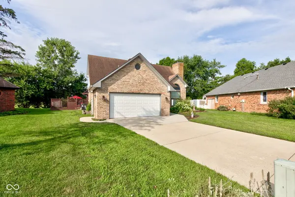 754 Royal Troon CT, Avon, IN 46123