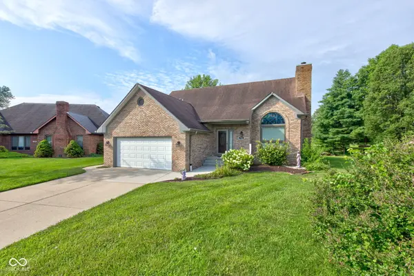 754 Royal Troon CT, Avon, IN 46123
