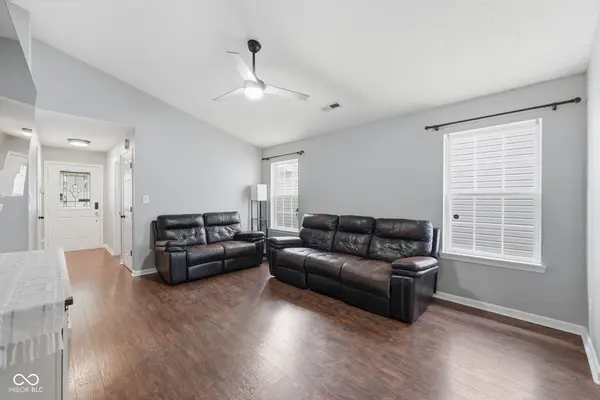 10216 Clear Sky DR, Avon, IN 46123