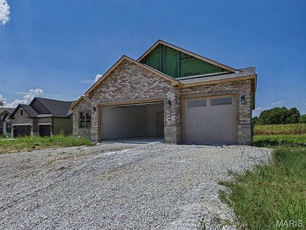 2753 Bristol WAY, Glen Carbon, IL 62034