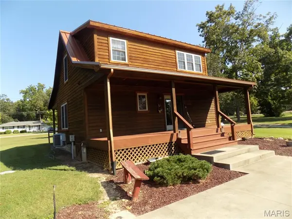 1308 Lake Drive, Ironton, MO 63650