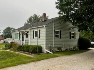 102 E Washington ST, Danforth, IL 60930